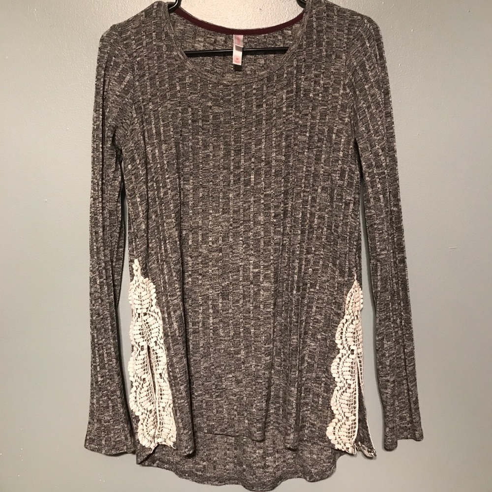 Lace shirt
